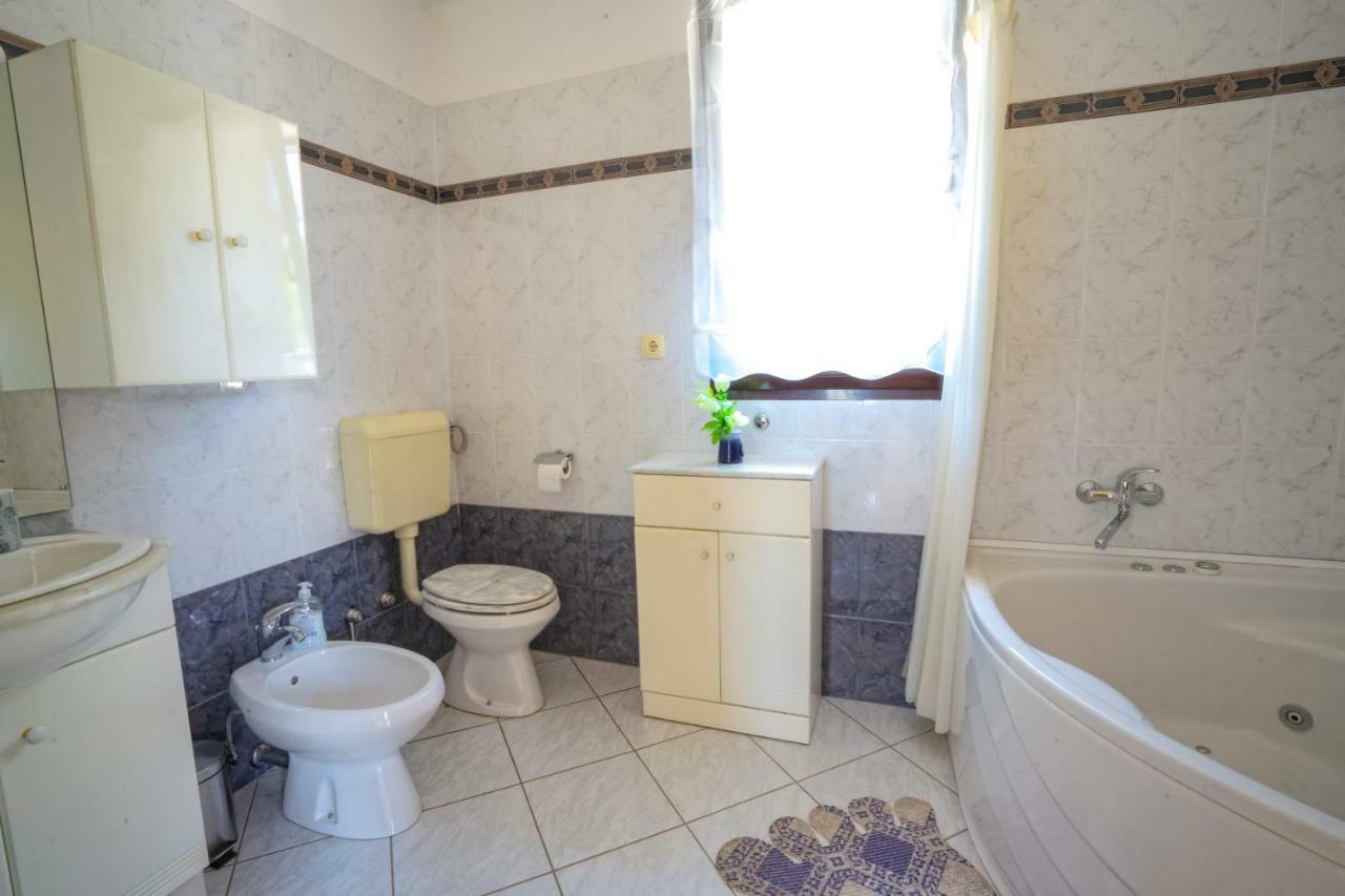 Villa Kuca Za Odmor Curlylocs - Kosjenka *