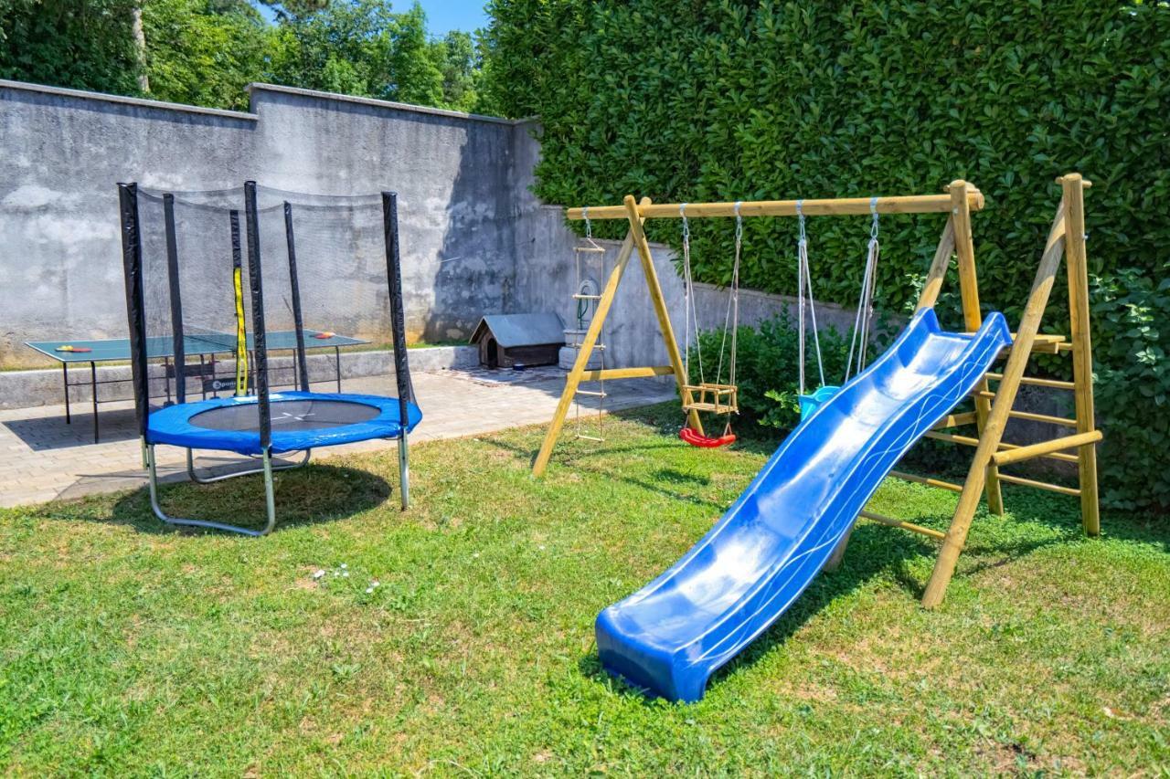 Villa Kuca Za Odmor Curlylocs - Kosjenka